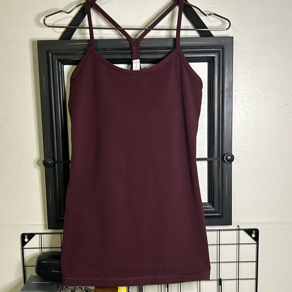 Lululemon top